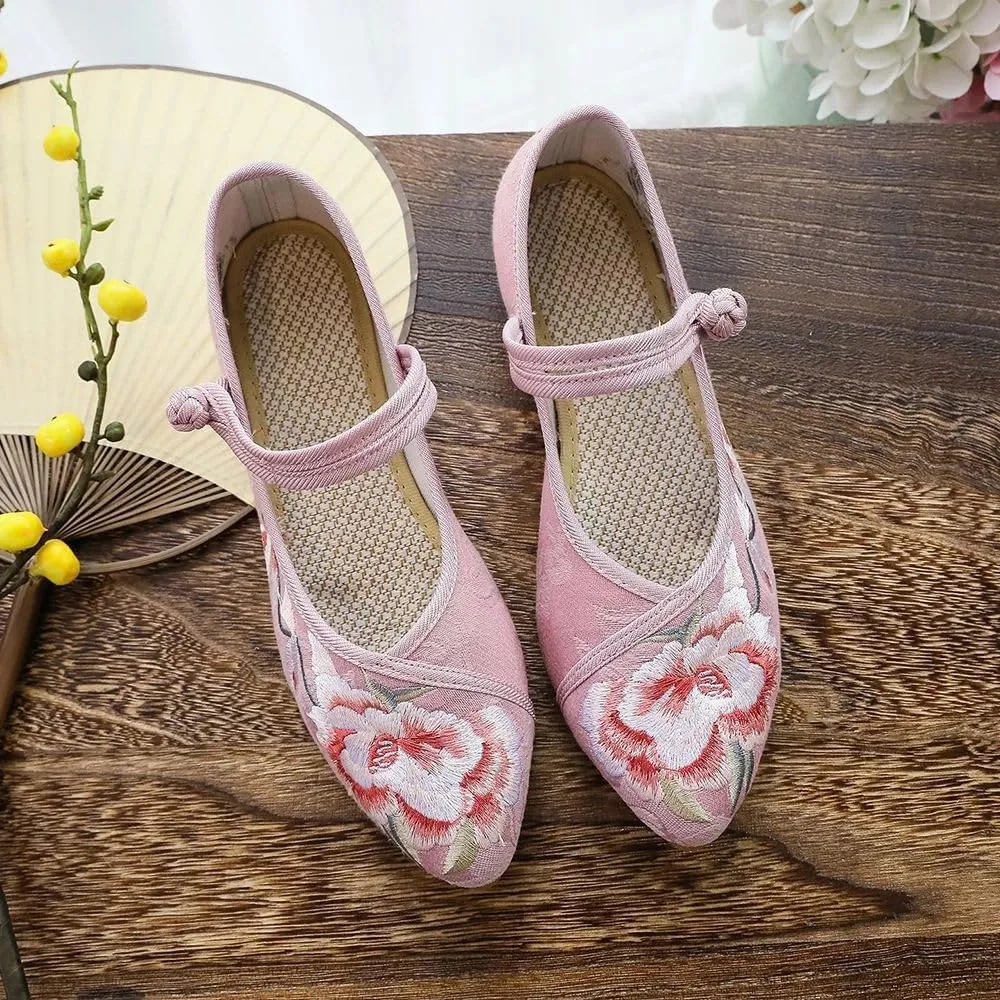 Butterfly Flowers Embroidered Women Canvas Ballet Flats Cotton Pointed Toe Ballerinas Shoes Ladies Dancing Shoes