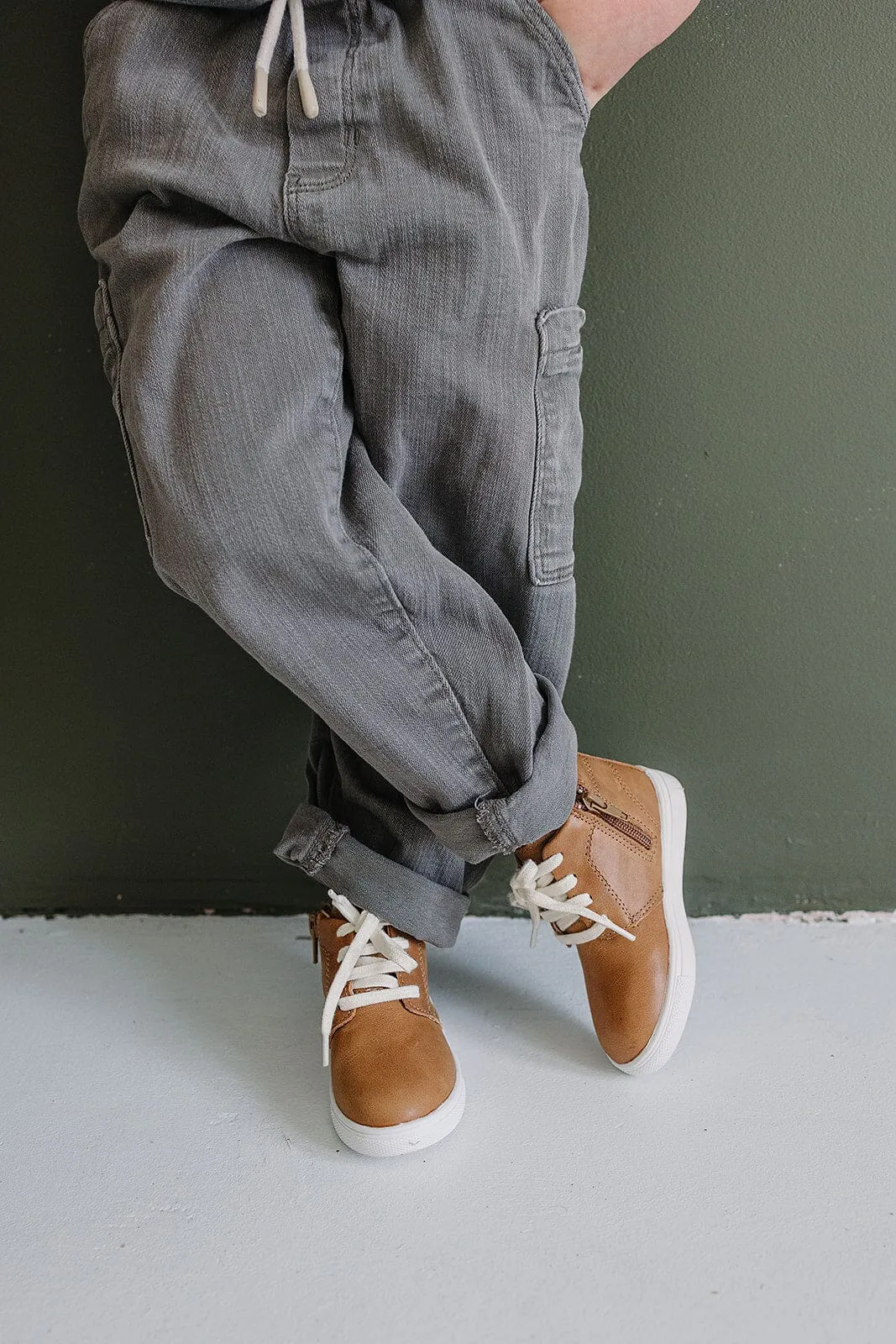 Saddle - Classic Sneakers - US Size 4-10 - Hard Sole
