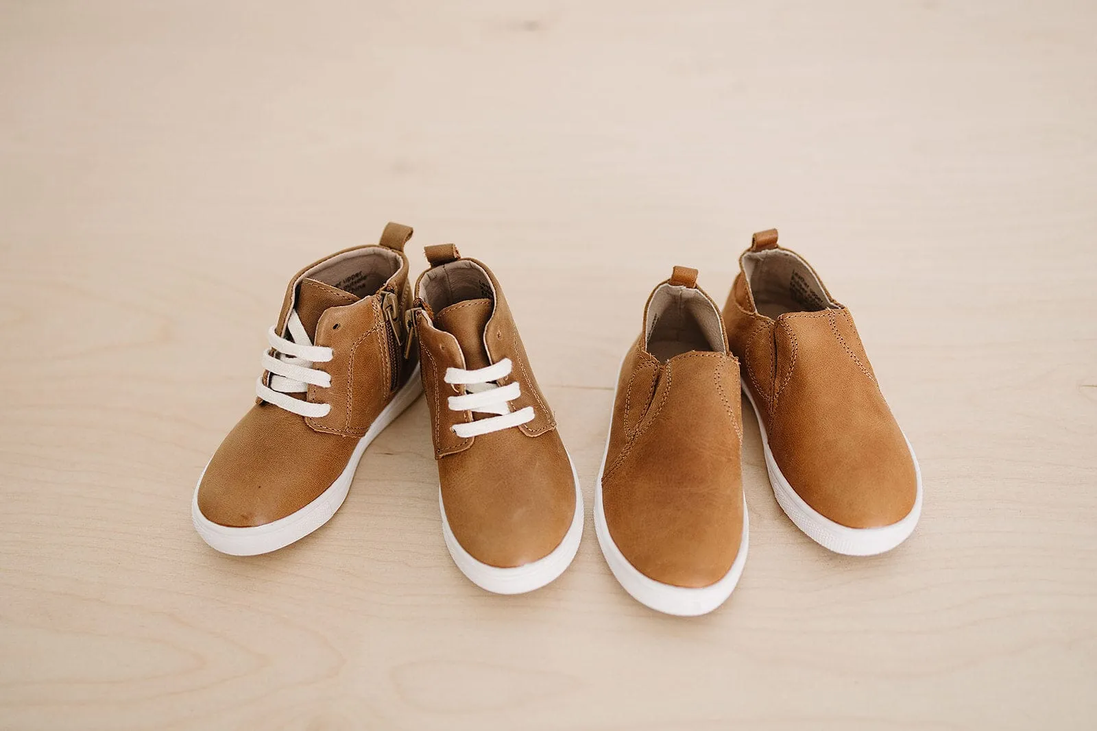 Saddle - Classic Sneakers - US Size 4-10 - Hard Sole