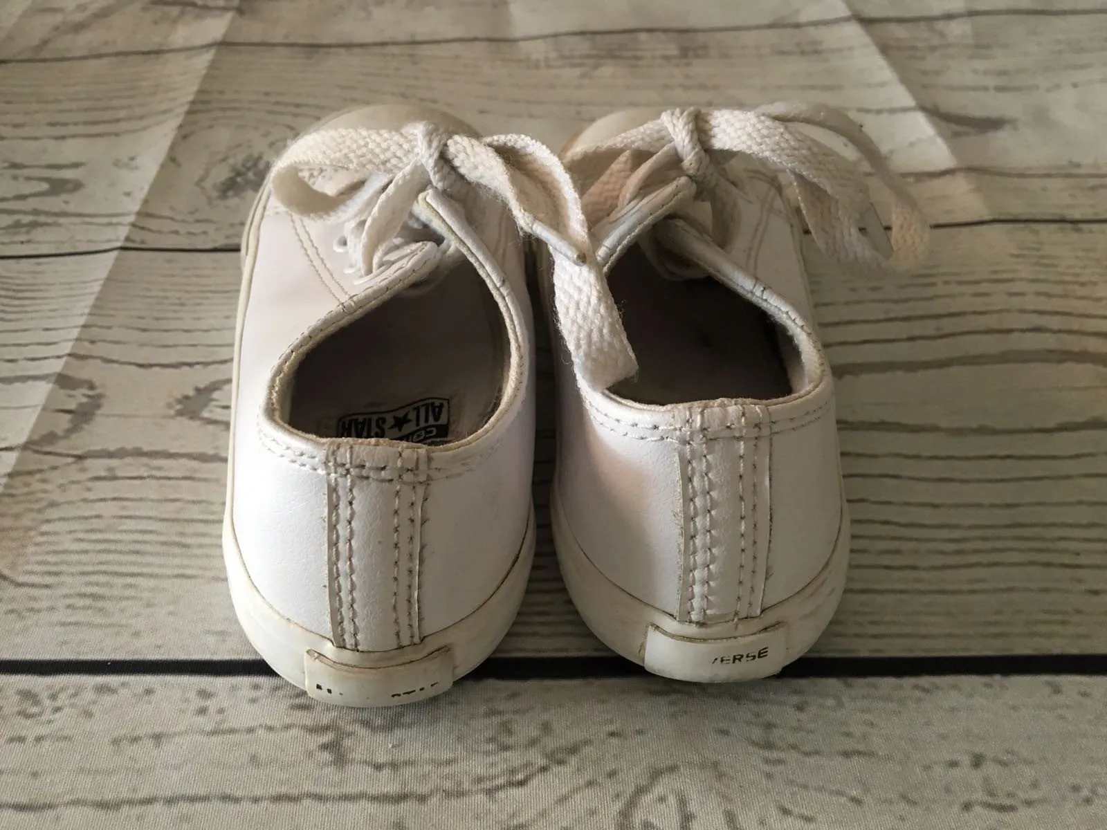 Size 9 Converse Trainers